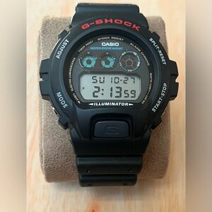 Casio G-Shock DIGITAL
6900 SERIES
DW6900-1V